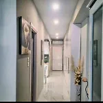 Ev With Free Parking Place וולוס