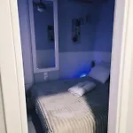 Ev With Free Parking Place * וולוס