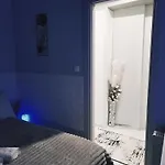 Ev With Free Parking Place דירה וולוס