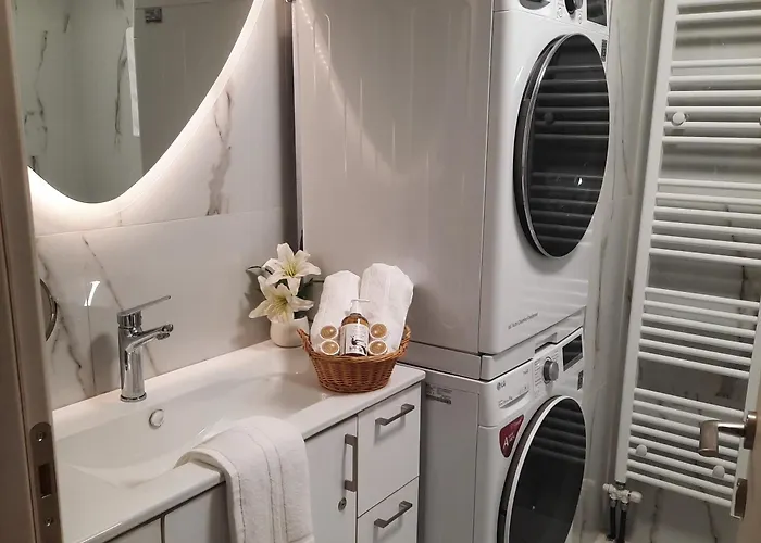 Ev With Free Parking Place Appartement *